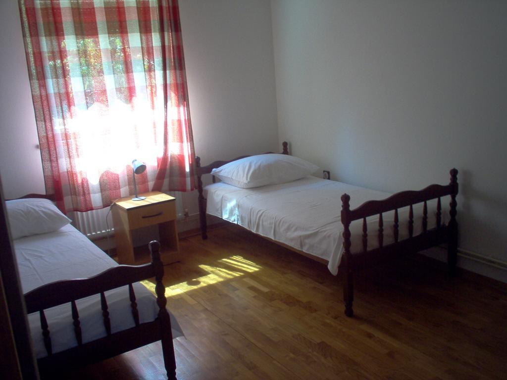 Apartment Karmen Trogir Quarto foto